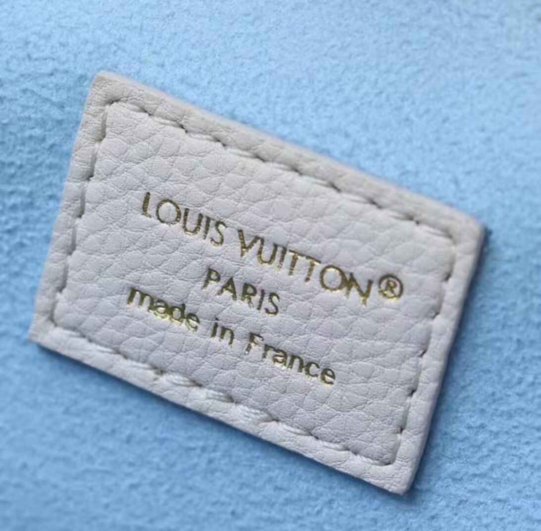 LV VANITY CHAIN POUCH Handbag M27744 11.5x6.5x19cm
