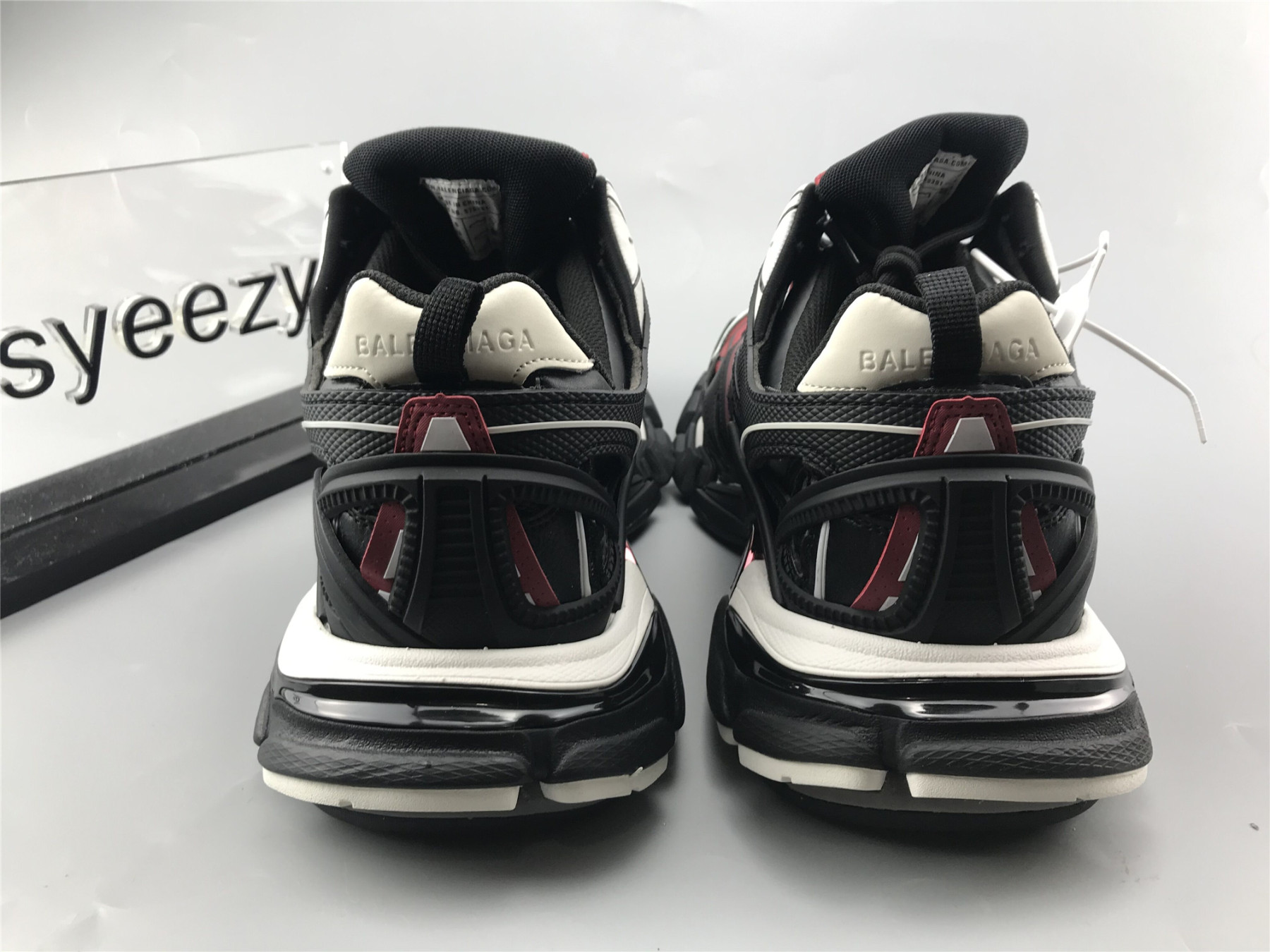 UA TRACK.2 SNEAKER IN BLACK RED NEOPRENE AND REBBER