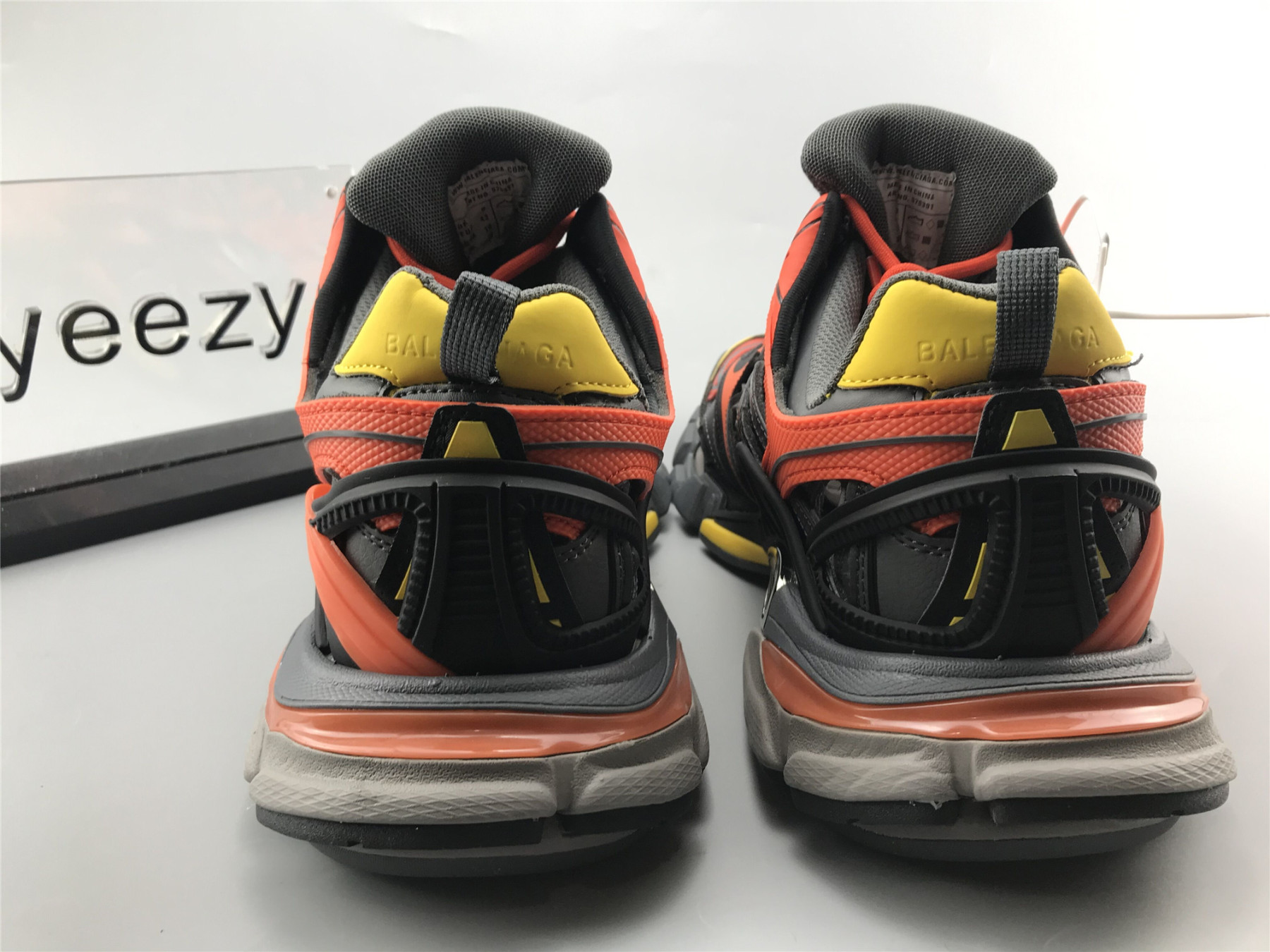 UA TRACK.2 SNEAKER ORANGE