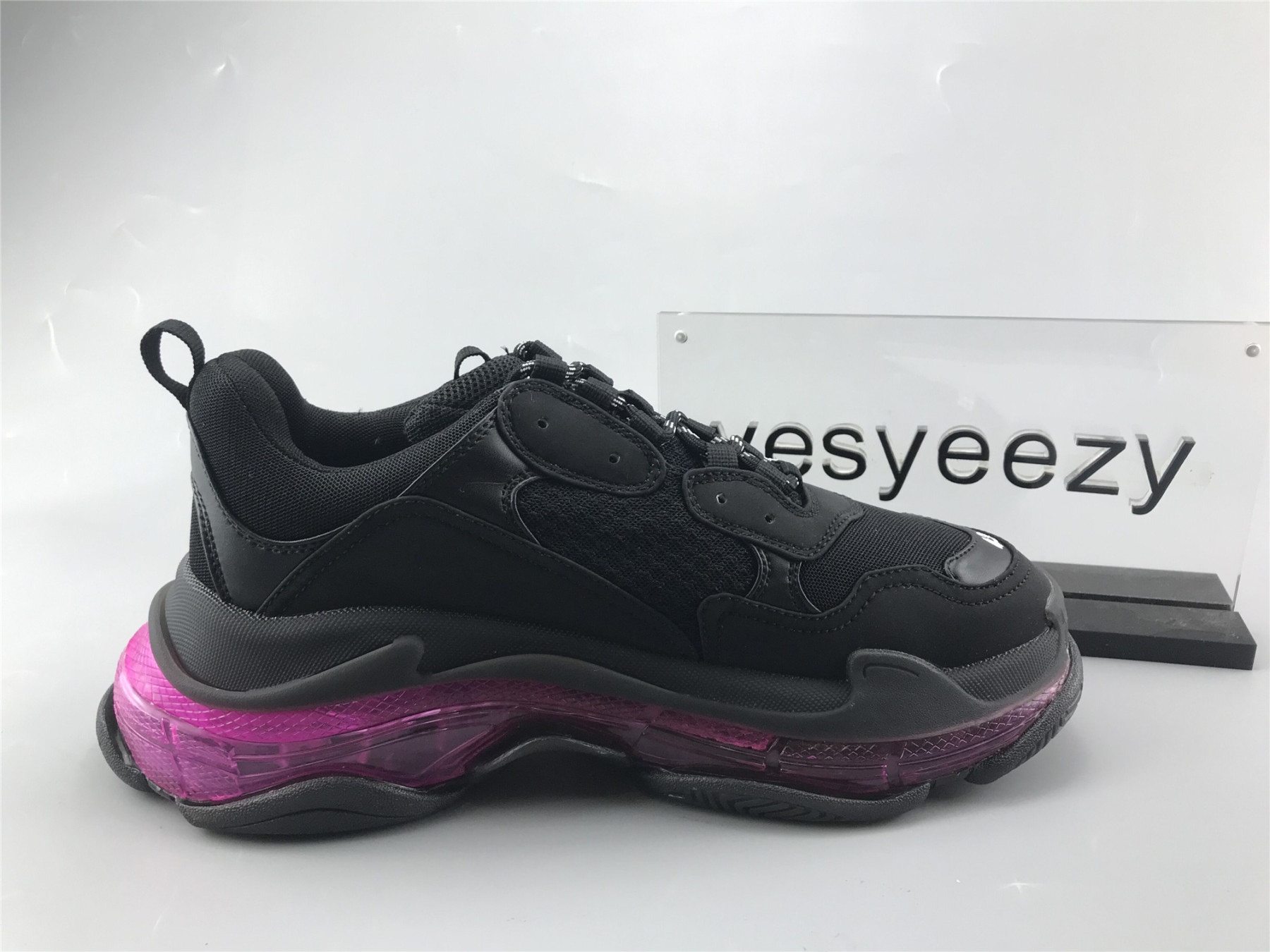 UA TRIPLE S CLEAR SOLE SNEAKER BLACK PLUM RED