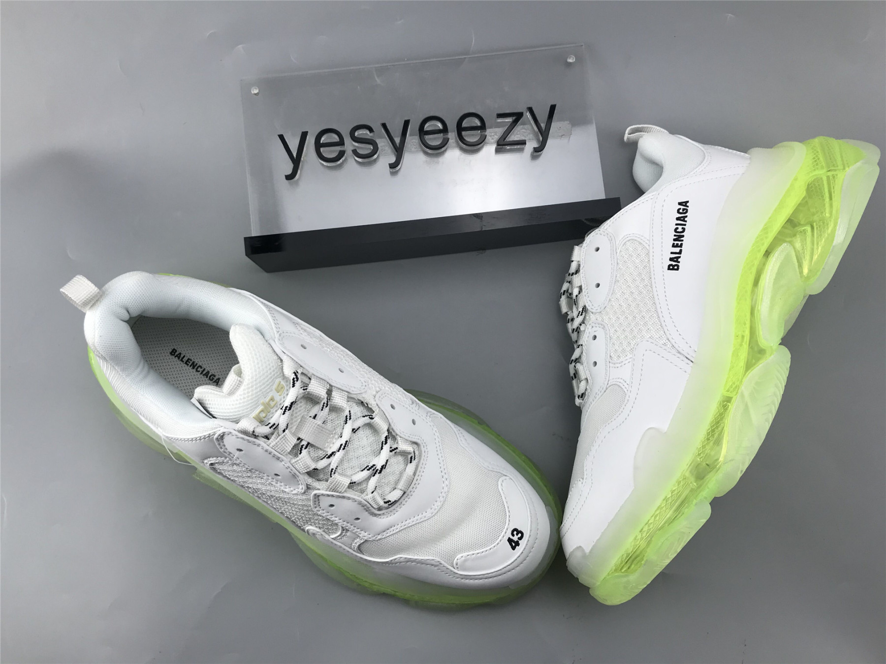 UA TRIPLE S CLEAR SOLE SNEAKER FLUORESCENT WHITE