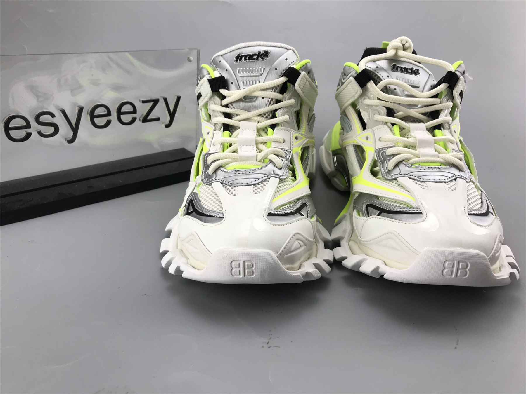 UA TRACK 2 TRAINER WHITE FLUORESCENT YELLOW