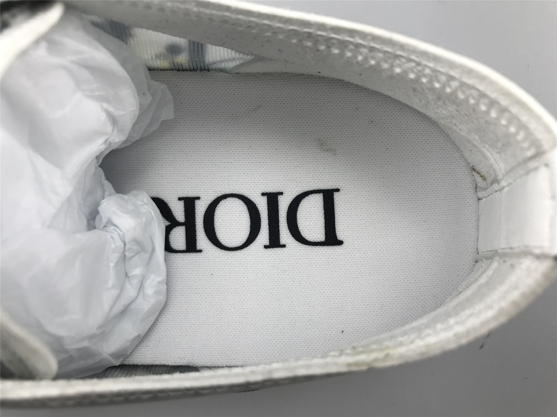 ua D10r b23 low top alex foxton oblique