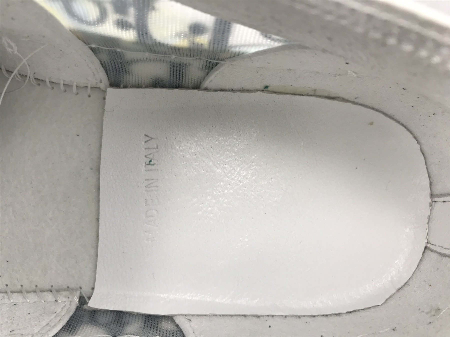 ua D10r b23 low top alex foxton oblique