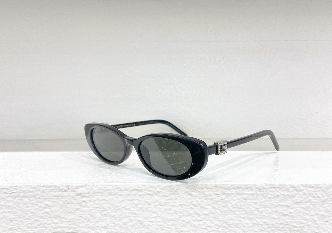 Gvc*1 Glasses GG 1680S 52-17-140