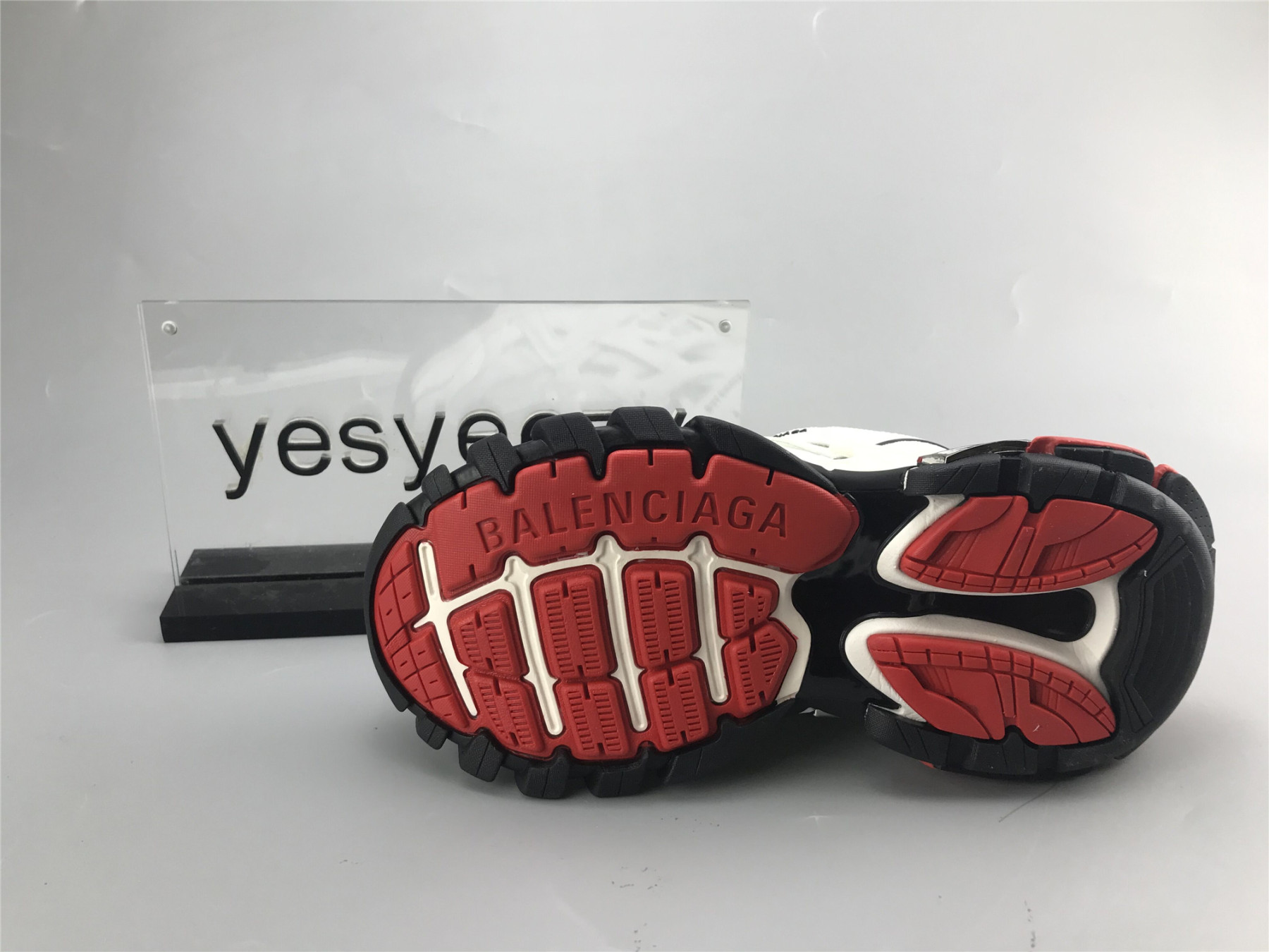 UA TRACK 2 TRAINER WHITE RED BLACK