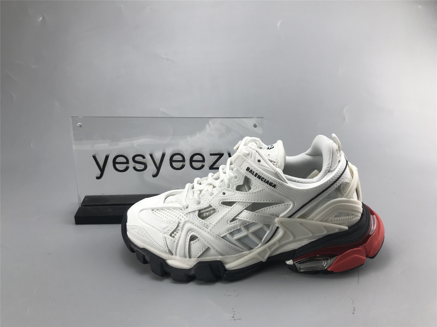 UA TRACK 2 TRAINER WHITE RED BLACK
