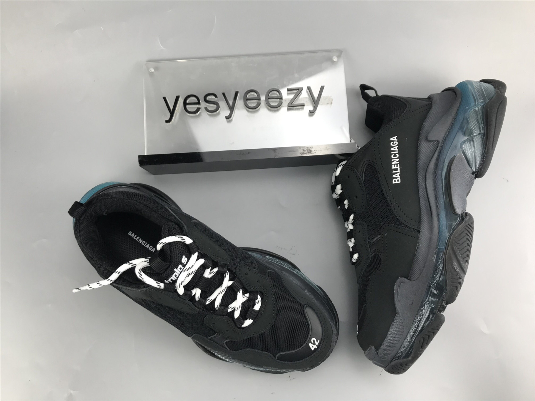 UA TRIPLE S CLEAR SOLE SNEAKER BLACK LAKE BLUE