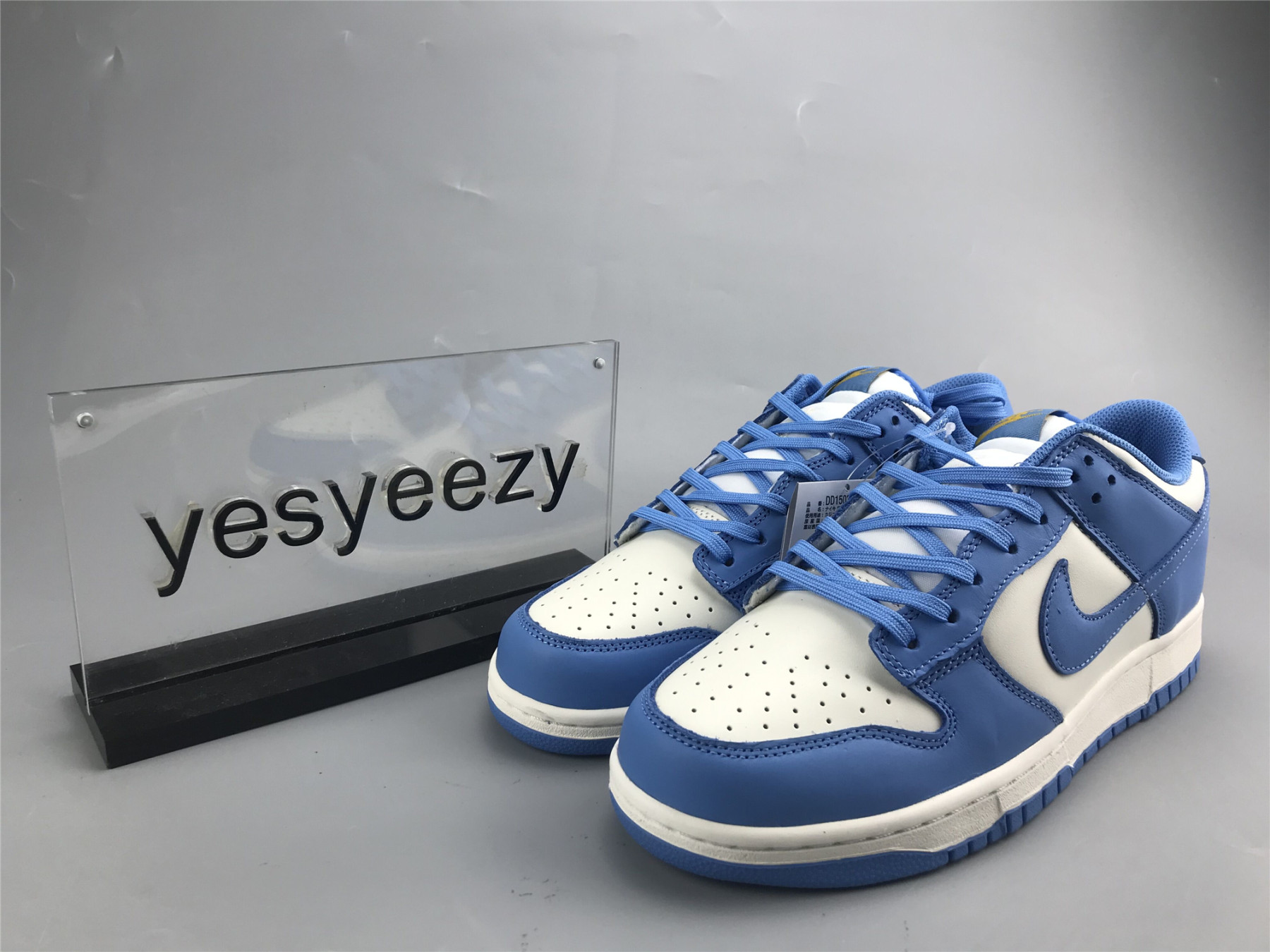 UA NIKE DUNK LOW 