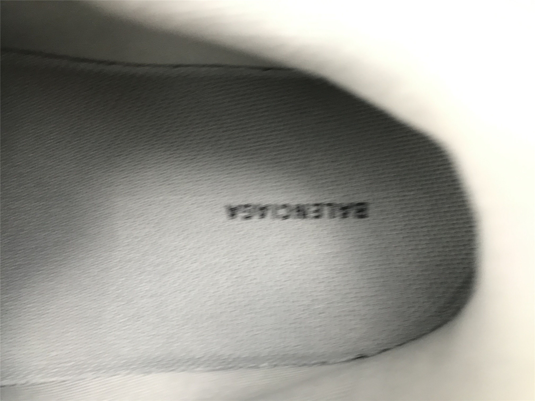 UA TRACK TRAINER IN GREY SNEAKER
