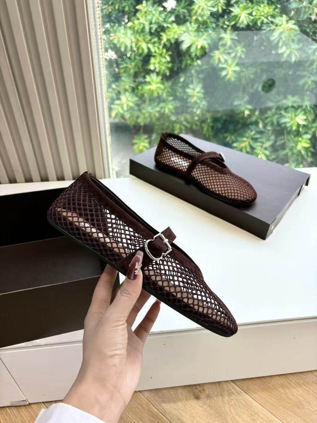 UA A1a1a BALLET FLATS IN FISHNET