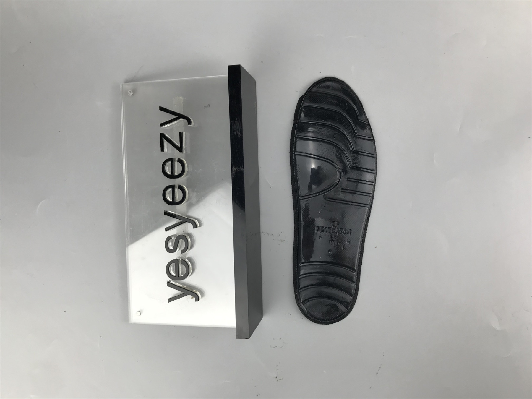 UA TRACK SNEAKER WHITE BLACK