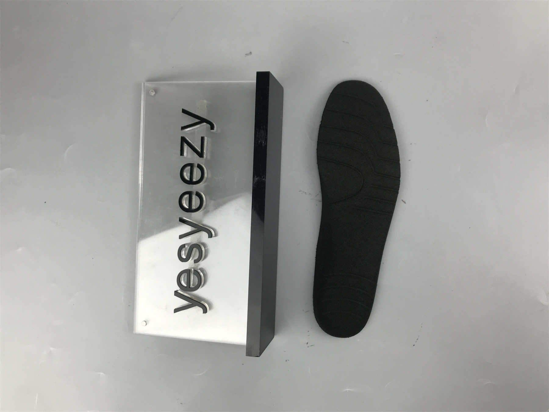 UA TRIPLE S CLEAR SOLE BLACK SILVER