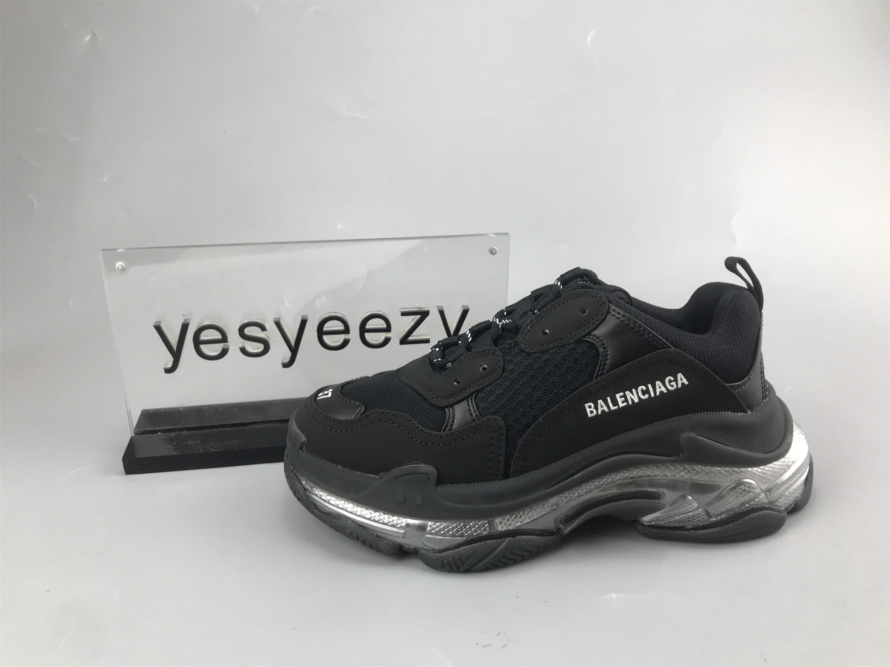 UA TRIPLE S CLEAR SOLE BLACK SILVER