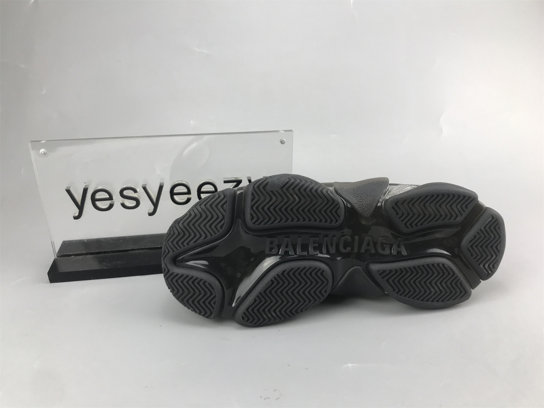 UA TRIPLE S CLEAR SOLE BLACK SILVER