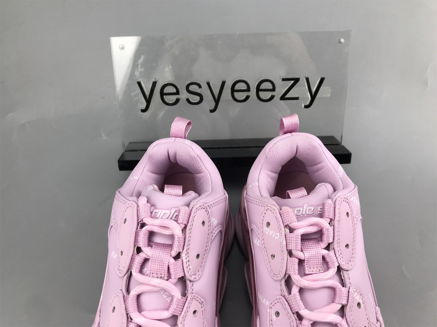 UA TRIPLE S SNEAKER GODDESS POWDER