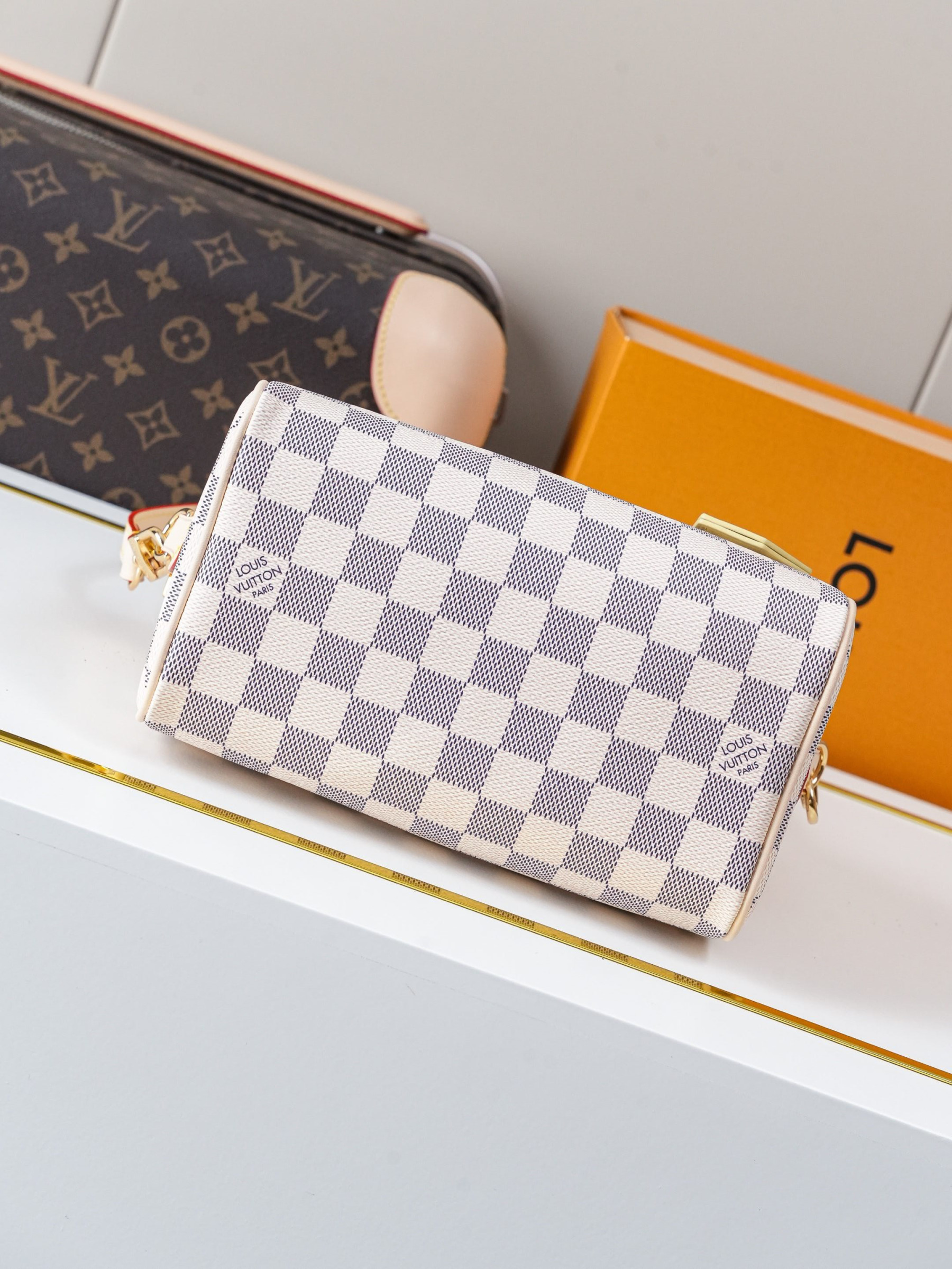 LV Speedy Bandoulière 20 N40950 20.5x13.5x12cm
