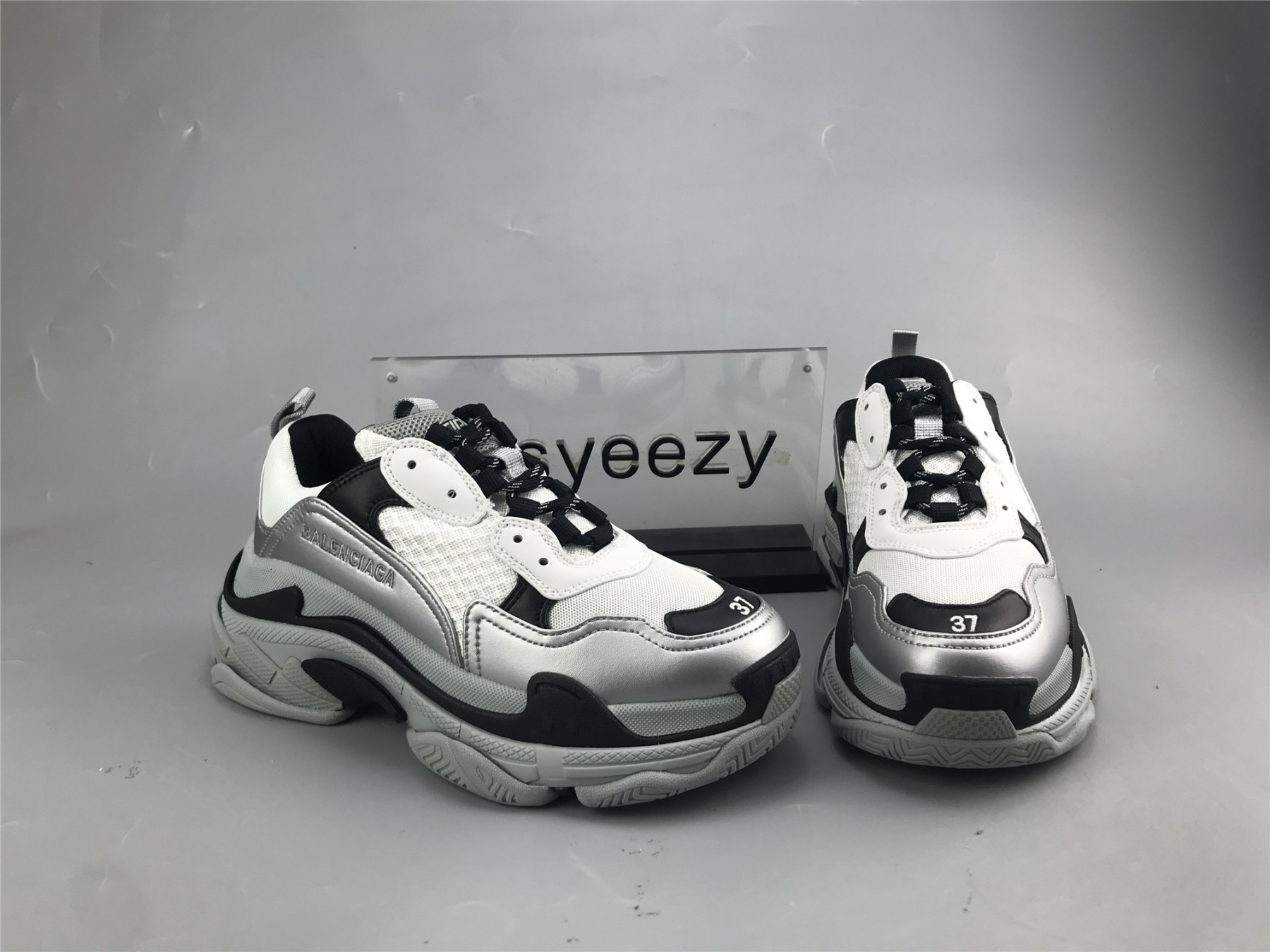 UA TRIPLE S SNEAKER GREY DARK GRAY BLACK