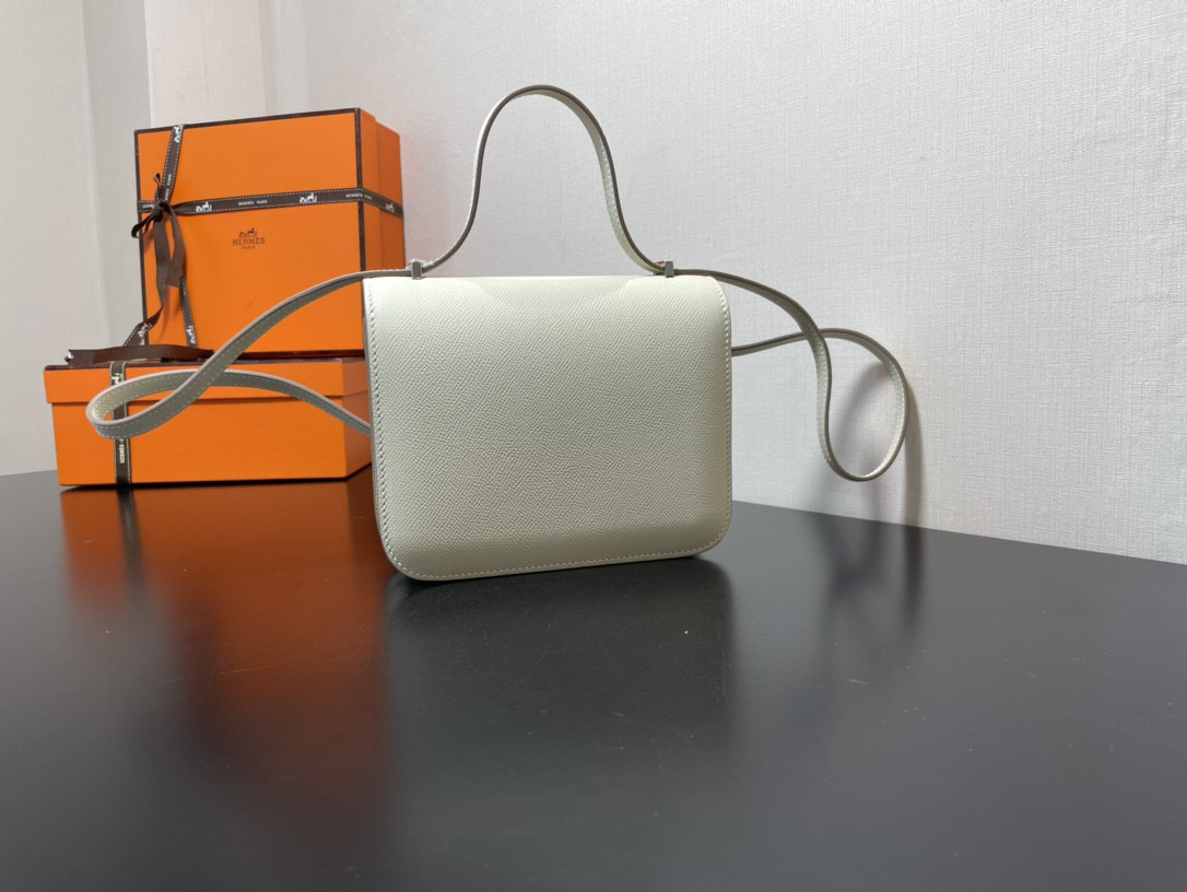 H**me5 Constance 19 Epsom Silver Hardware 7.25" x 6.25" x 2.25"