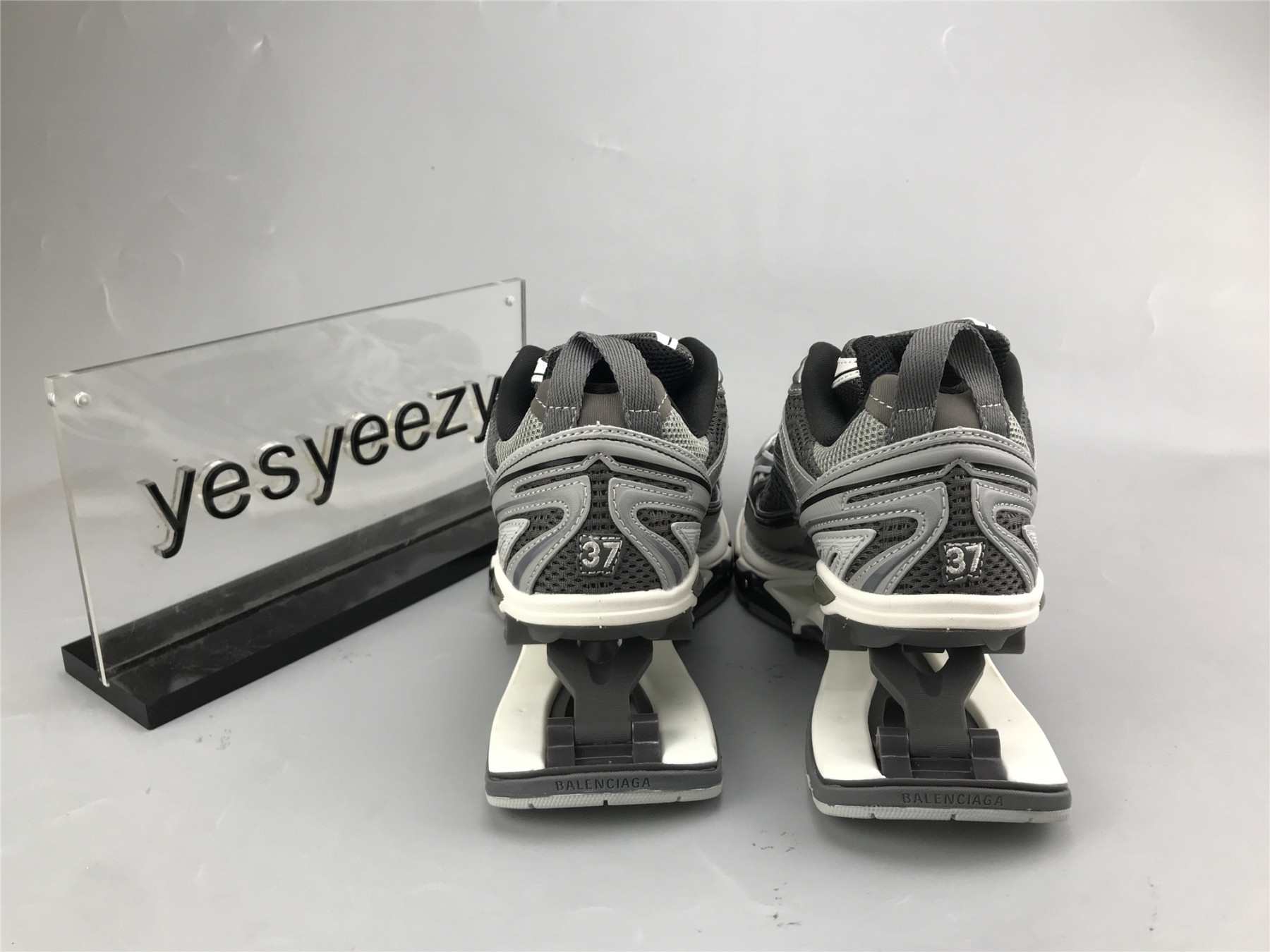 UA X-PANDER GRAY