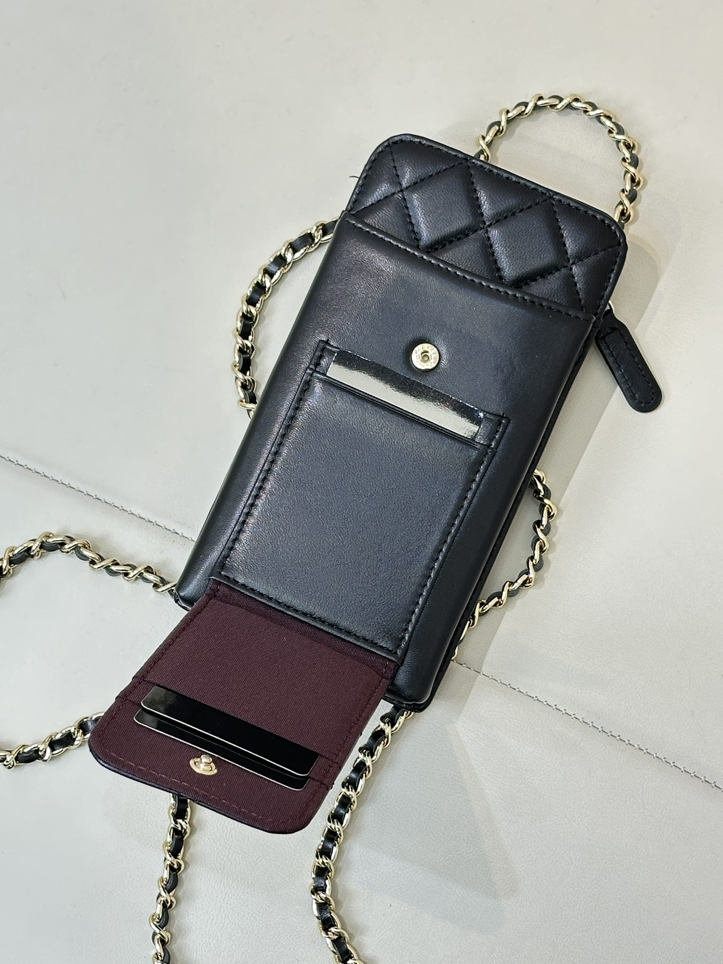 Ch**el phone bag 18x9x3cm