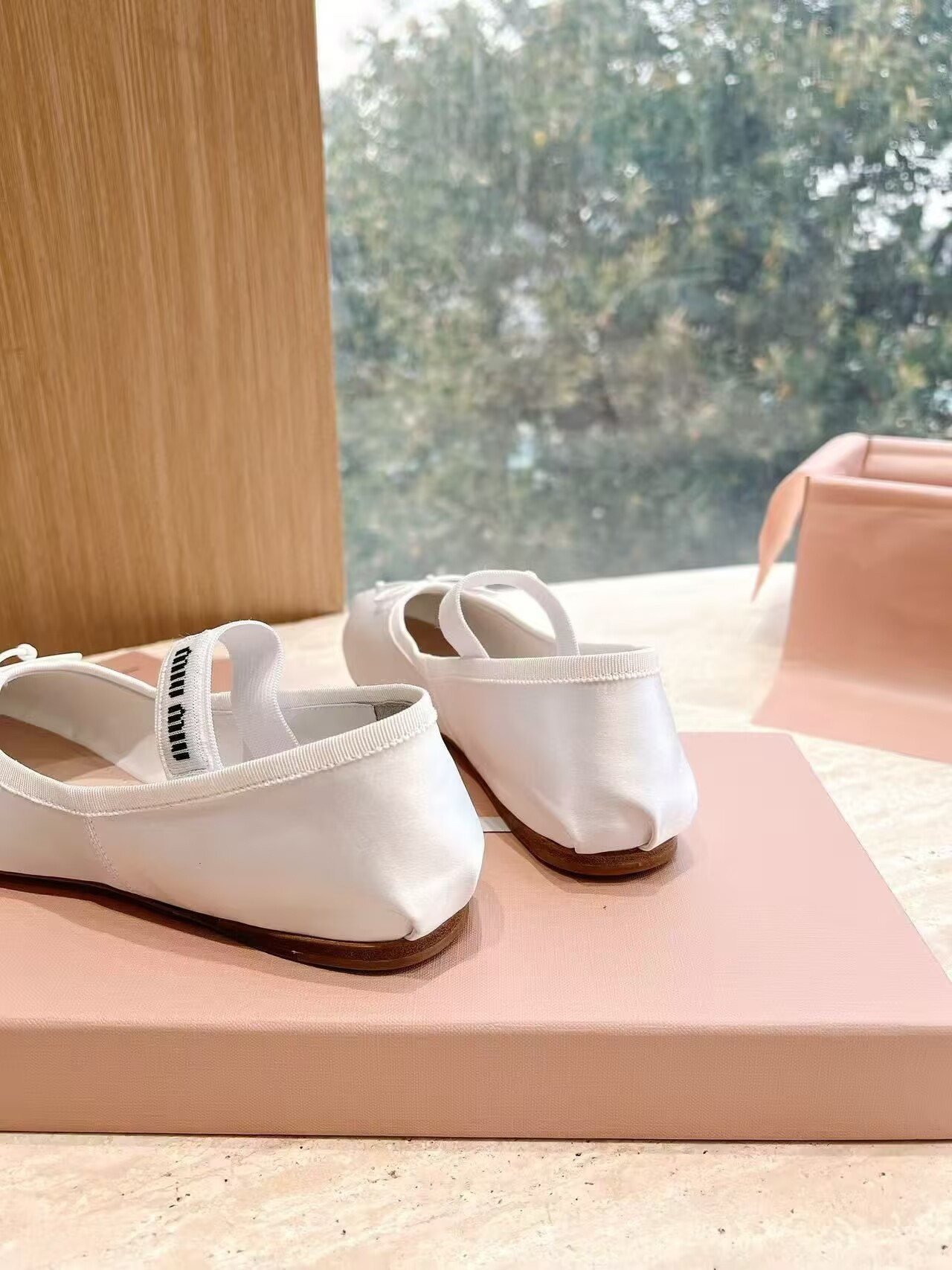 ua M1v M1v satin ballerinas