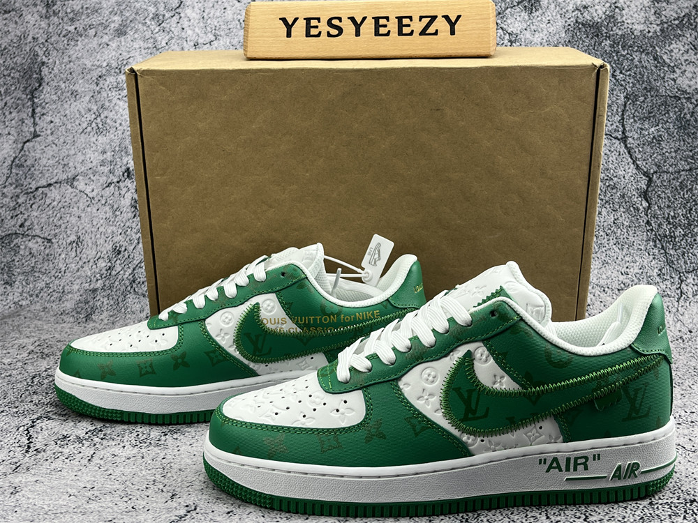UA NIKE X LV AIR FORCE 1 LOW 
