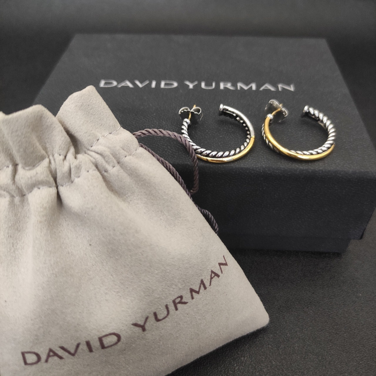 dau1d Yvrm*n lemniscate earrings(inner diameter about 2cm)