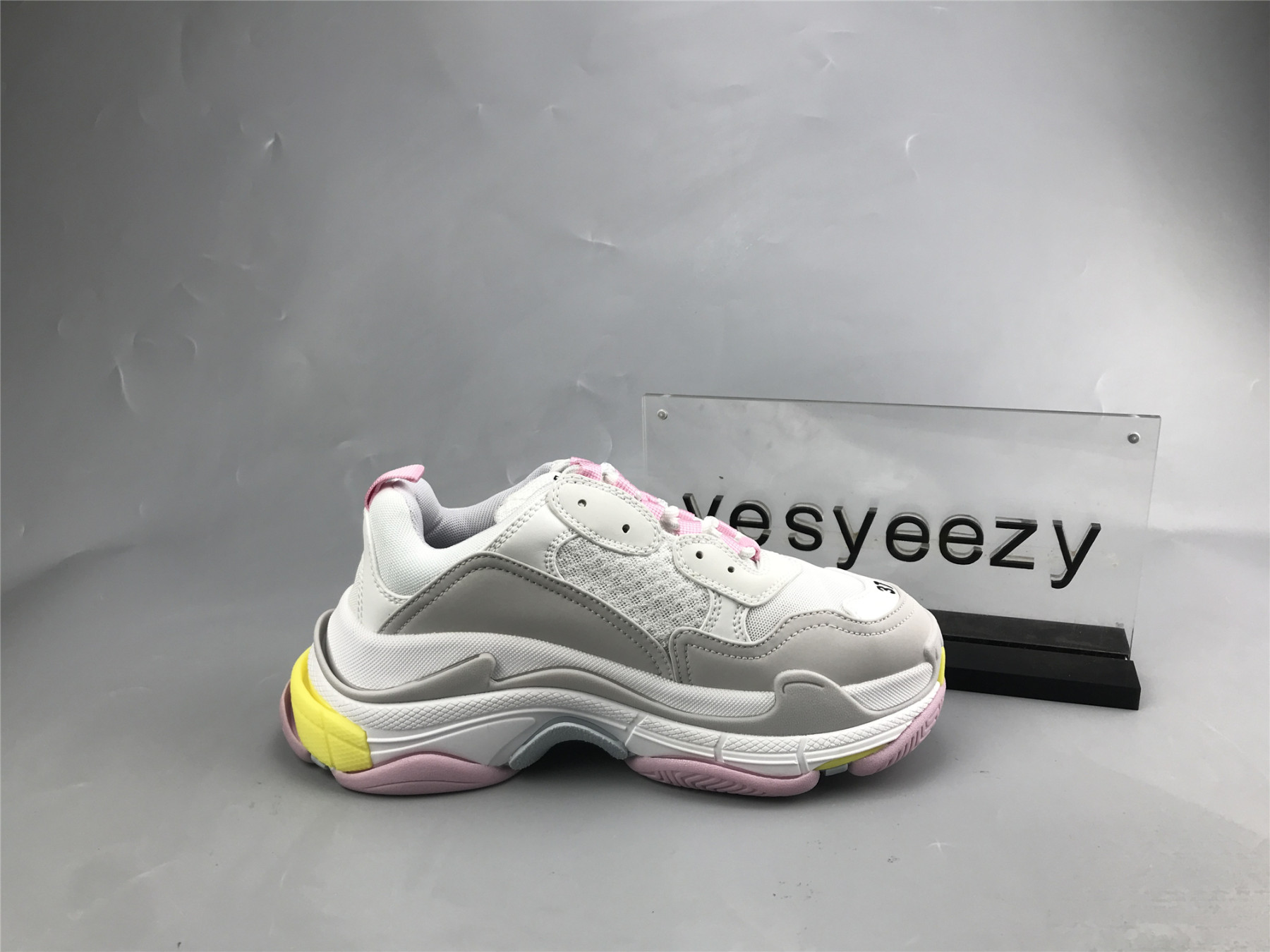 UA TRIPLE S SNEAKER YE PINK BLU GRE BK