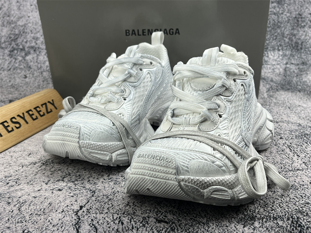 UA 3XL SNOW WHITE
