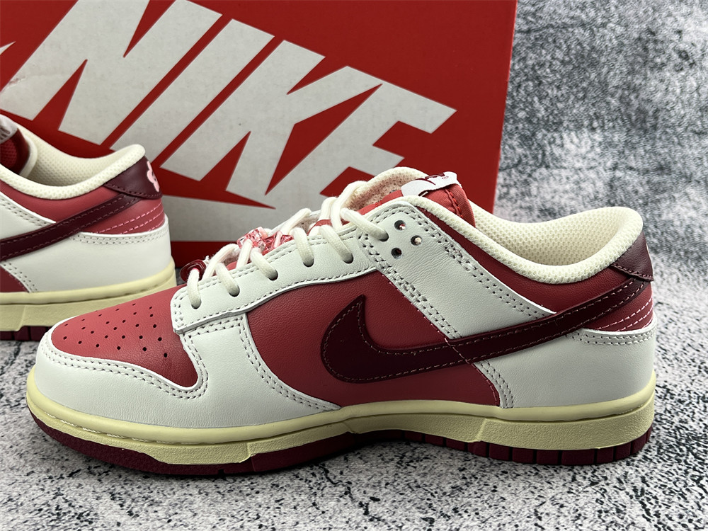 UA WMNS DUNK LOW 