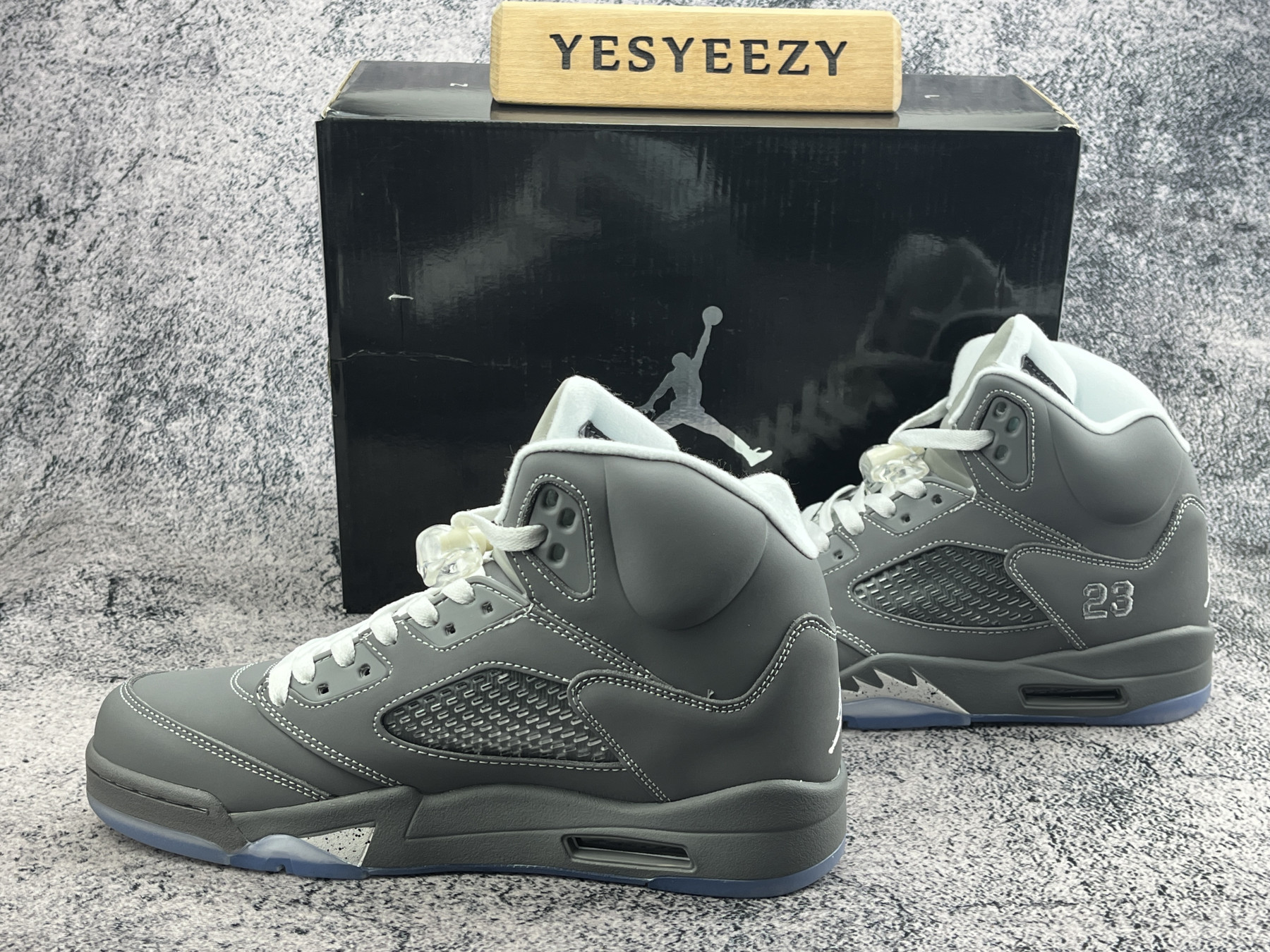 UA Jordan 5 Retro