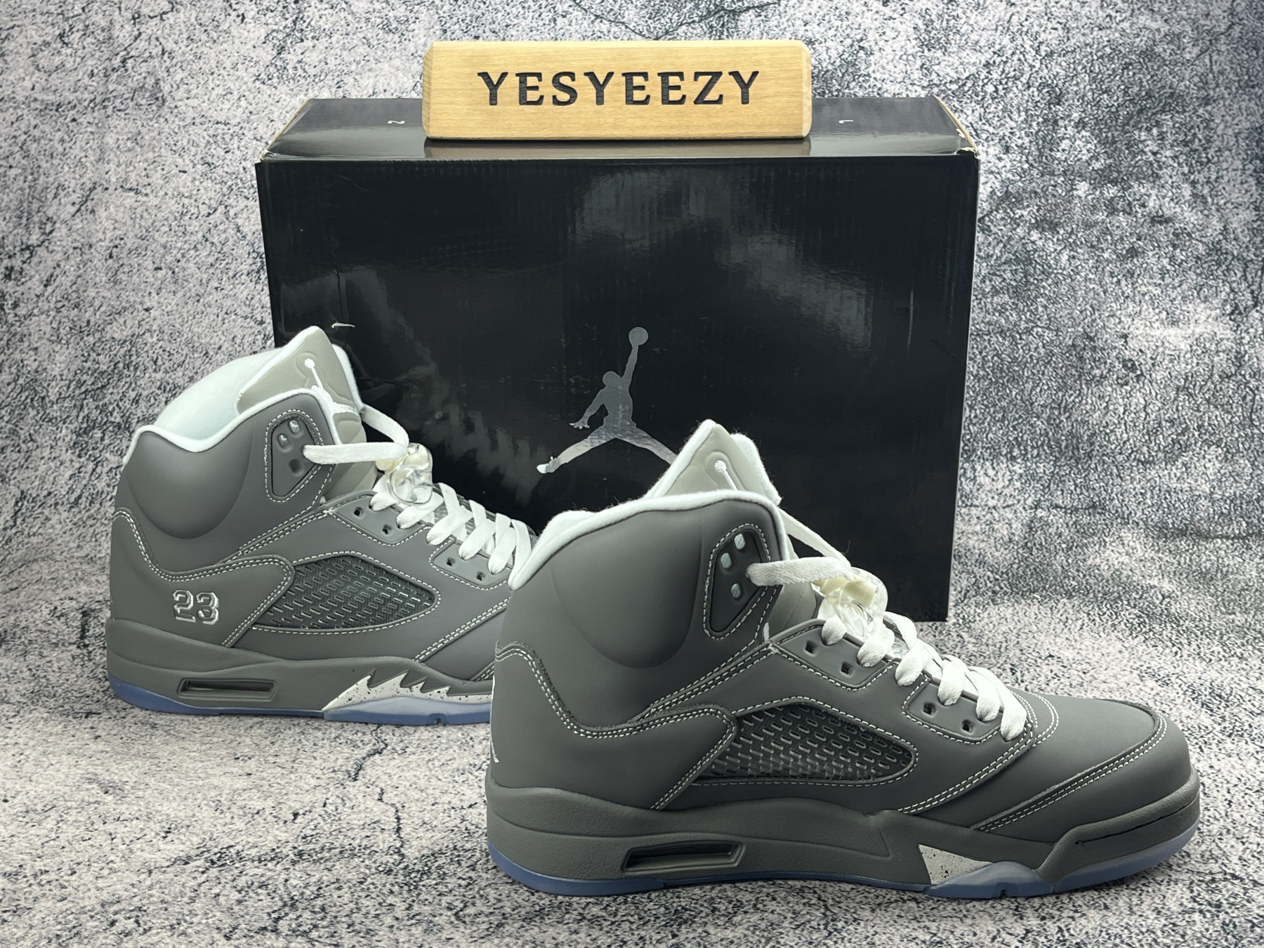 UA Jordan 5 Retro