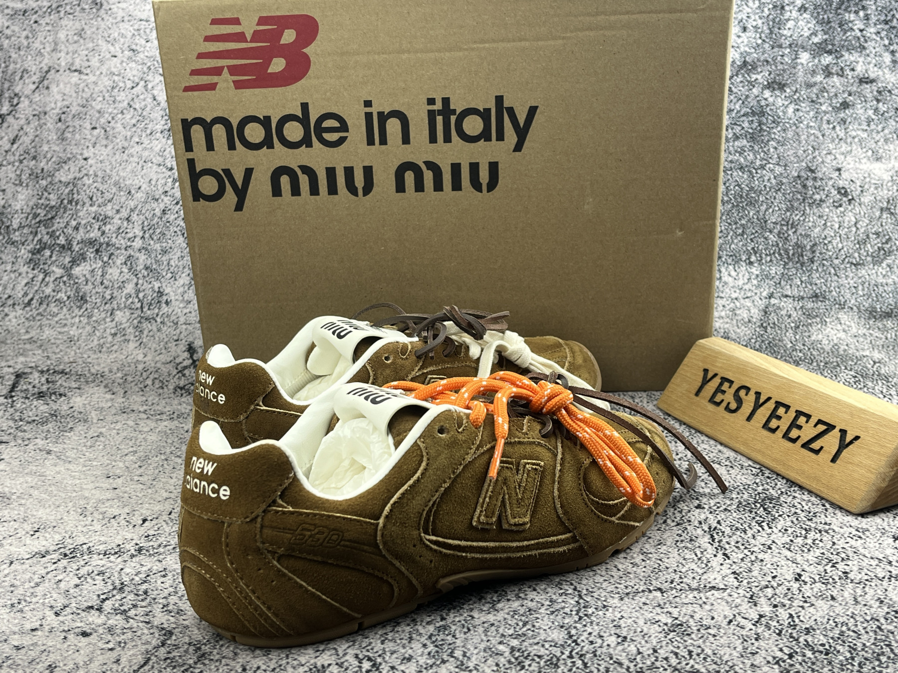 ua m1v m1v x new Ba1an*e 530 sl suede sneakers
