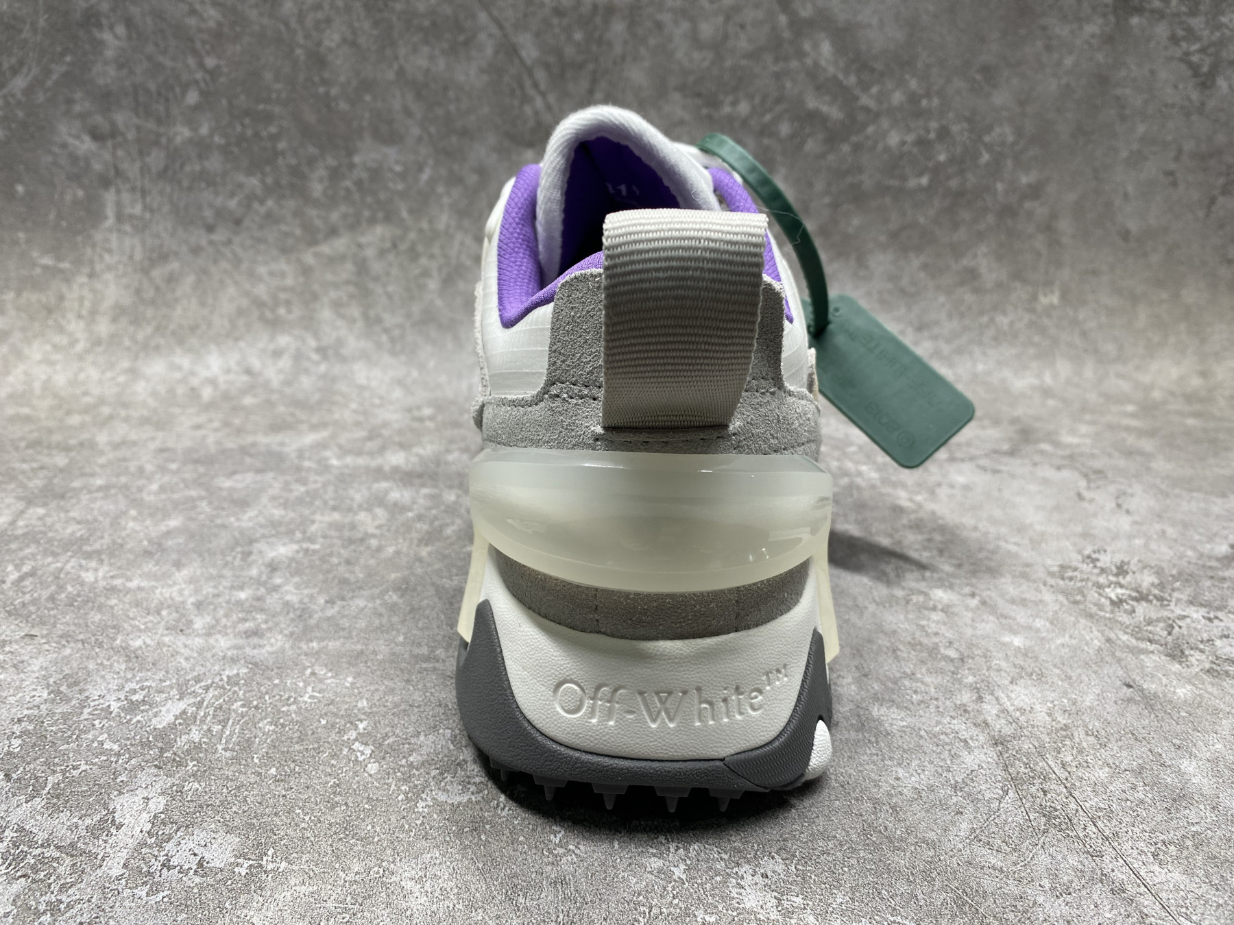 UA Off-White Odsy-2000 Sneaker