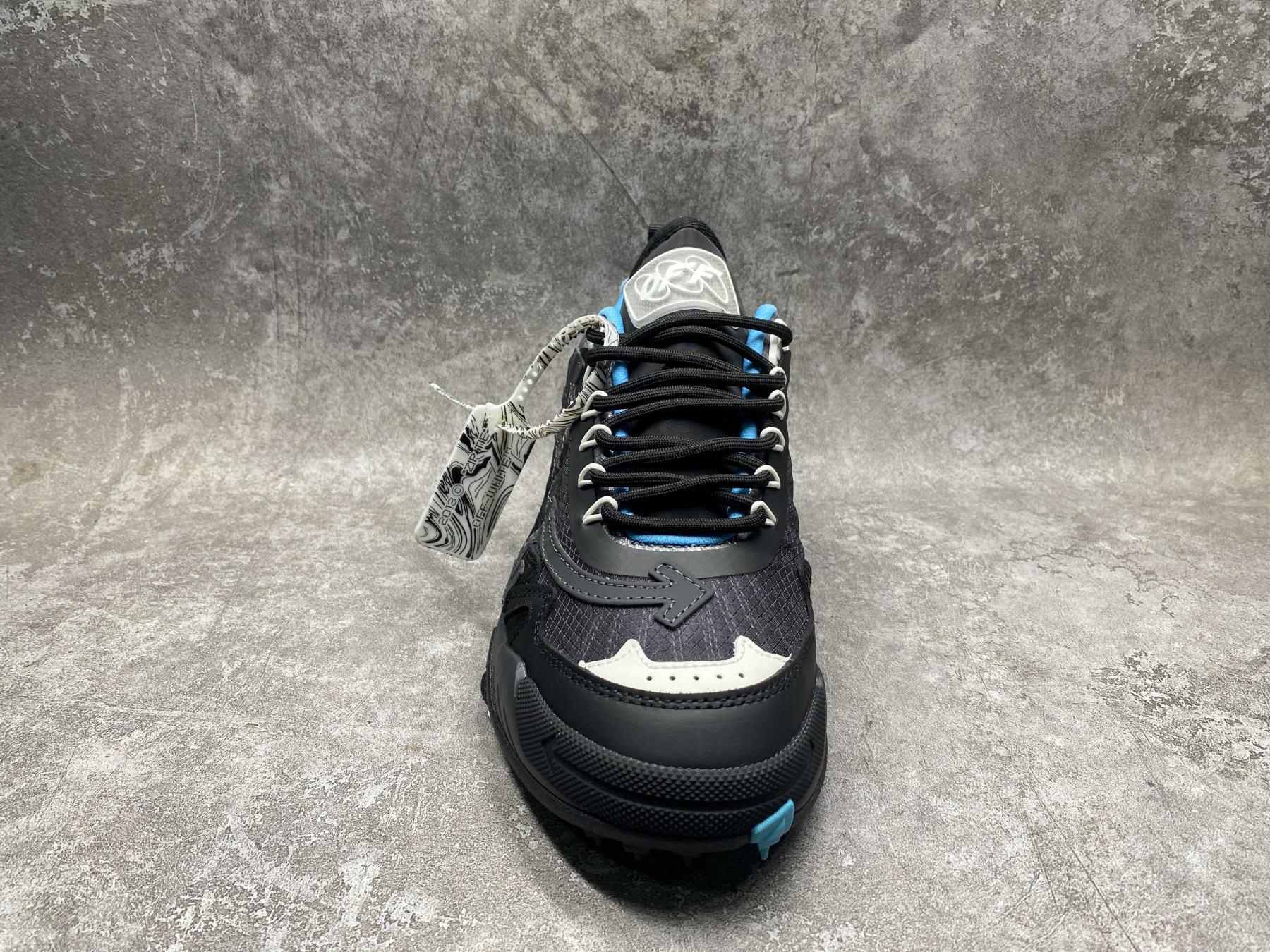 UA Off-White Odsy-2000 Sneaker