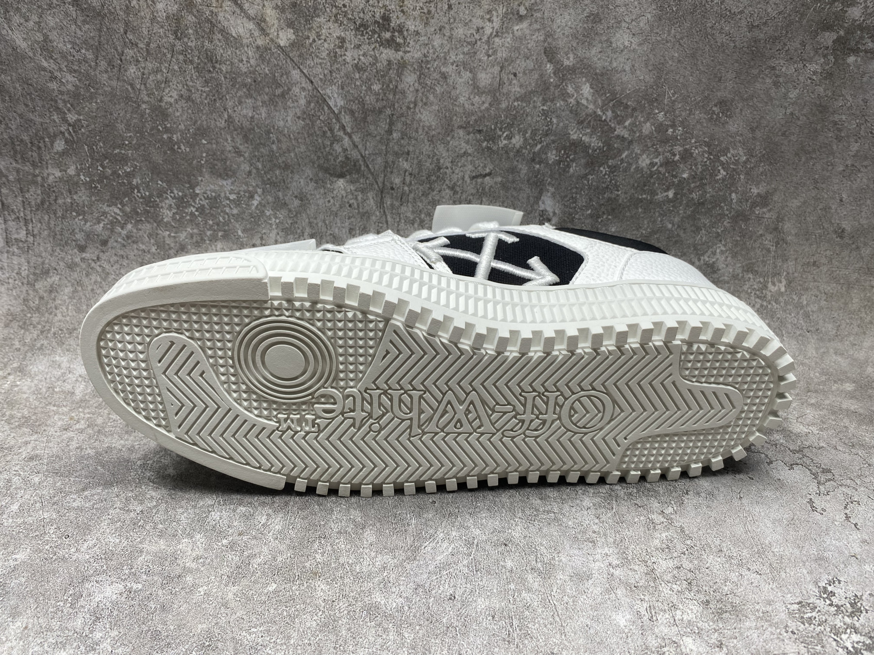 UA Off-White 3.0 Court Low Top Sneakers