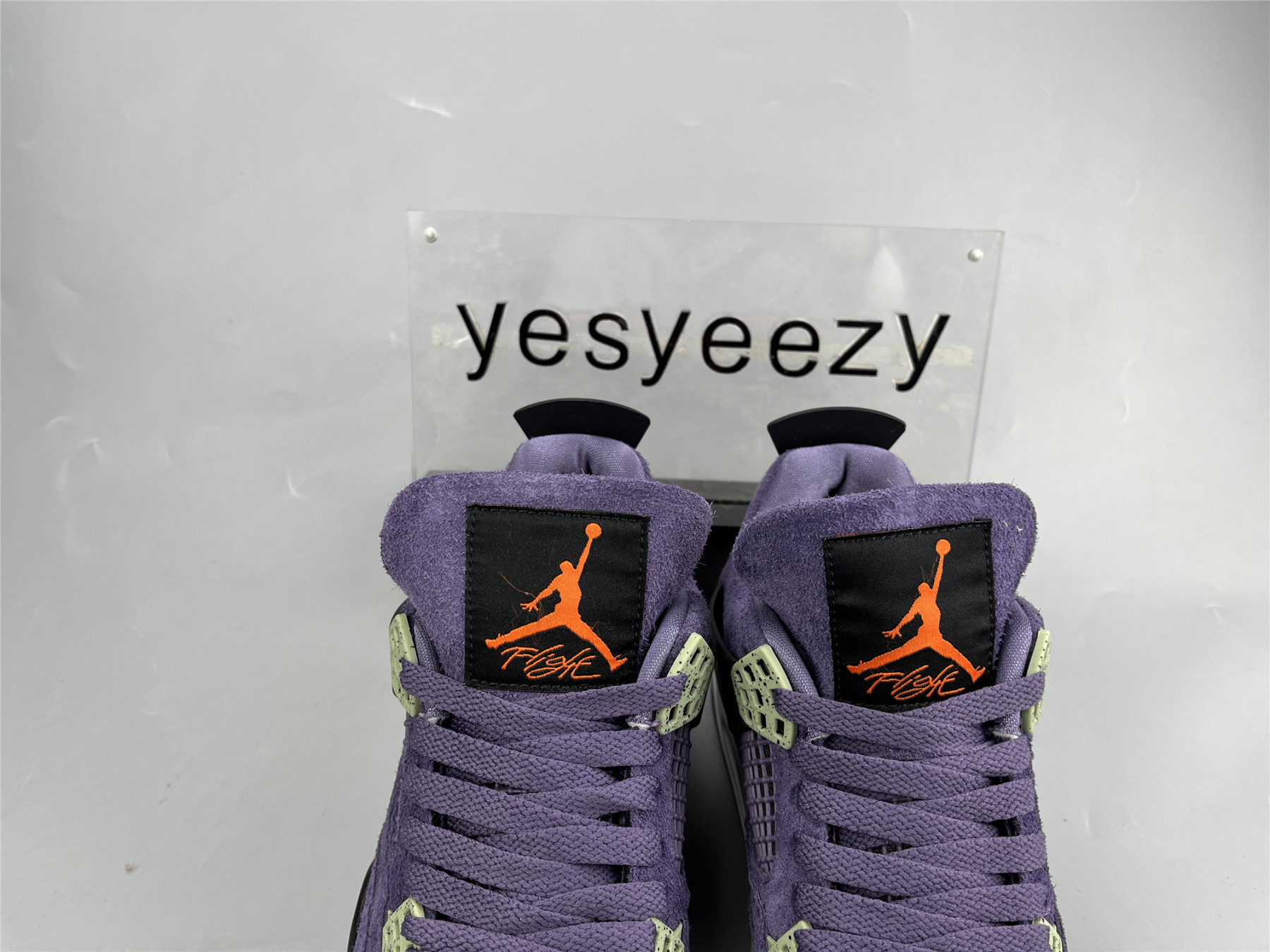 UA WMNS AIR JORDAN 4 RETRO 