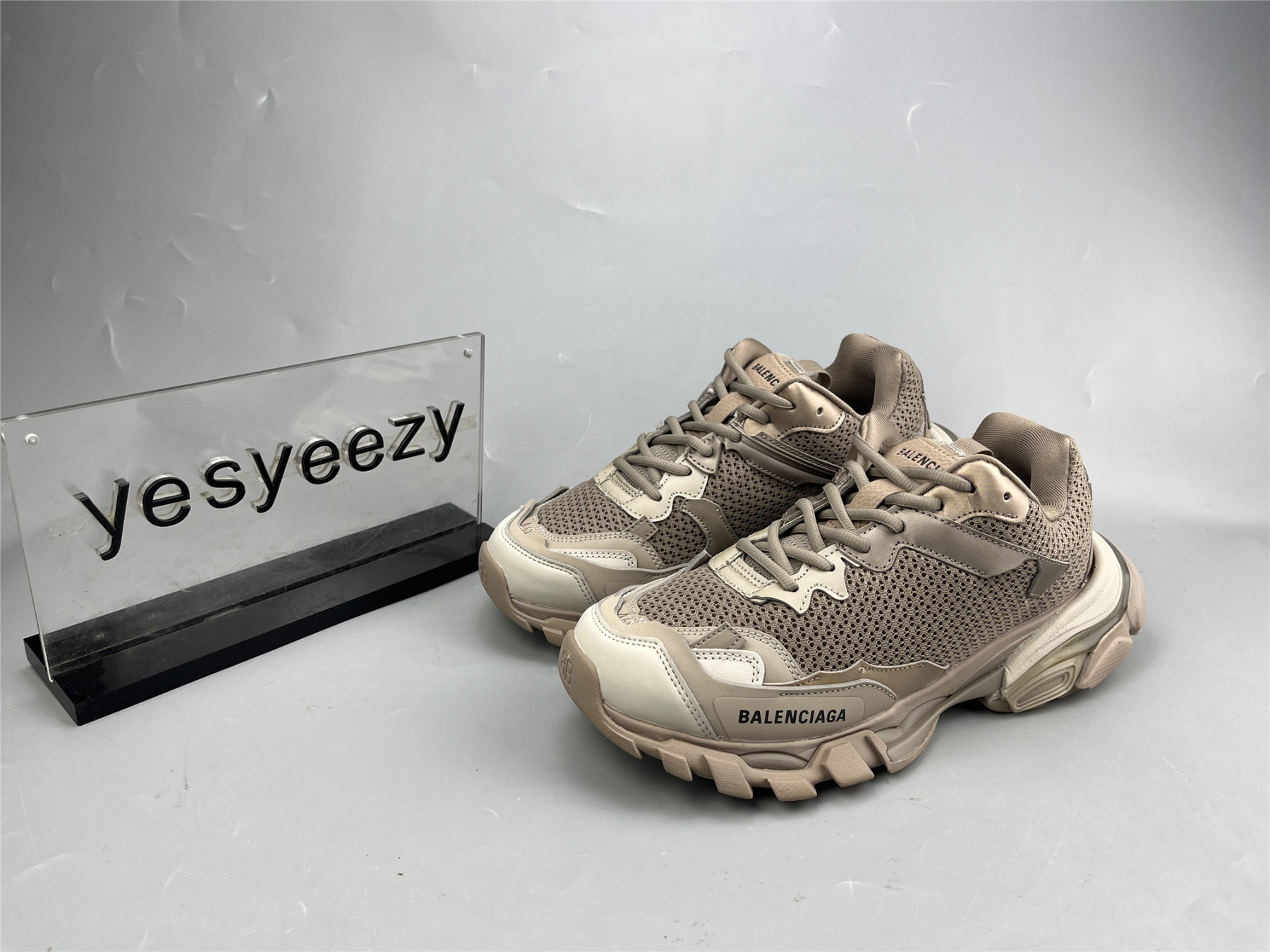 UA TRACK 3 SNEAKER DRK BEIG