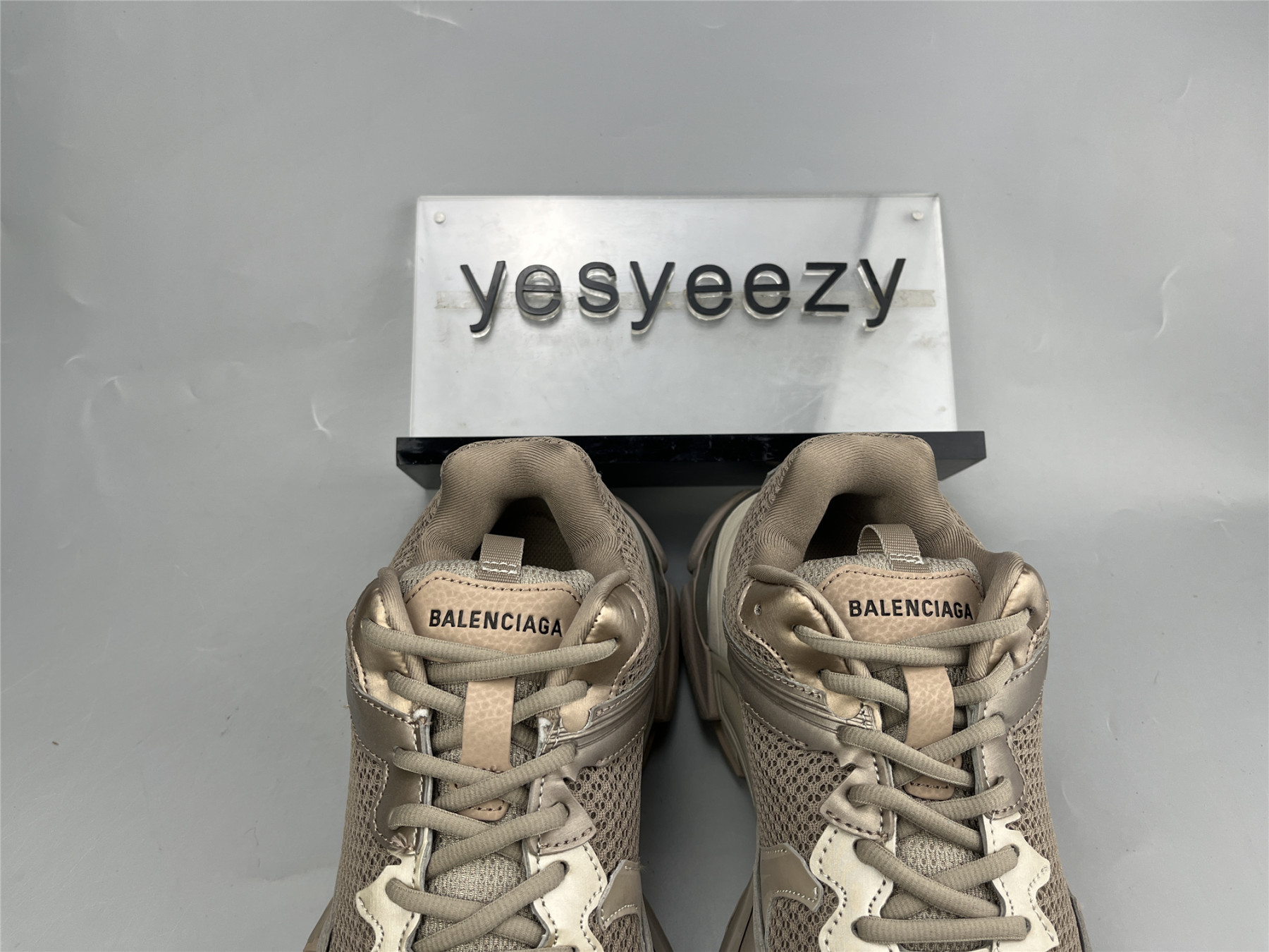 UA TRACK 3 SNEAKER DRK BEIG