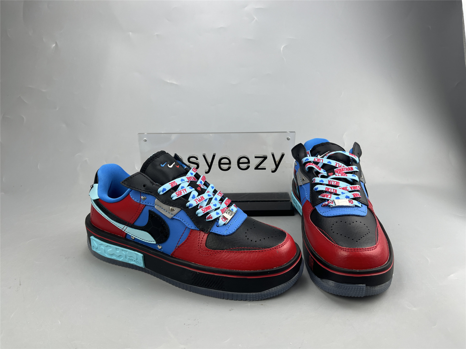 UA NIKE AIR FORCE 1 FONTANKA 