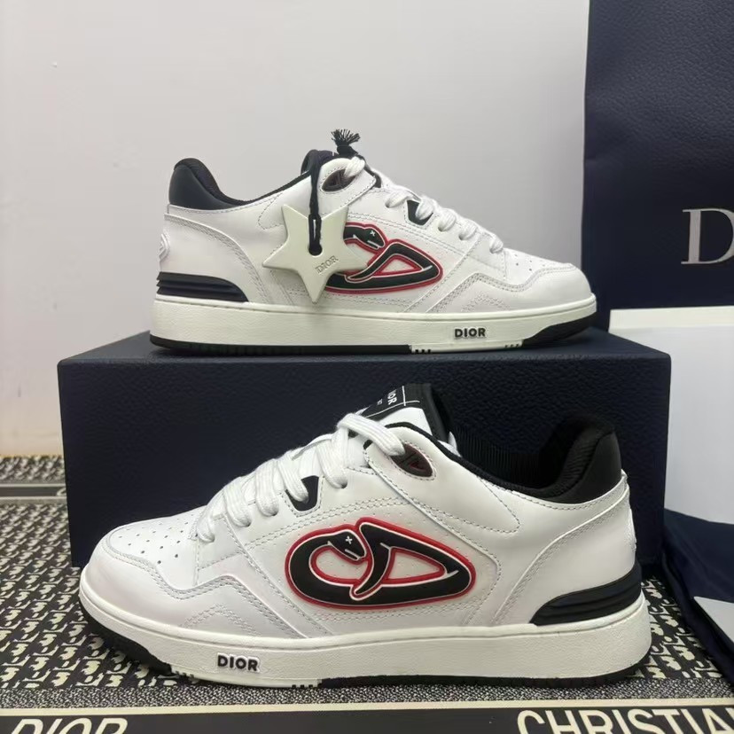 UA D10r Sneakers