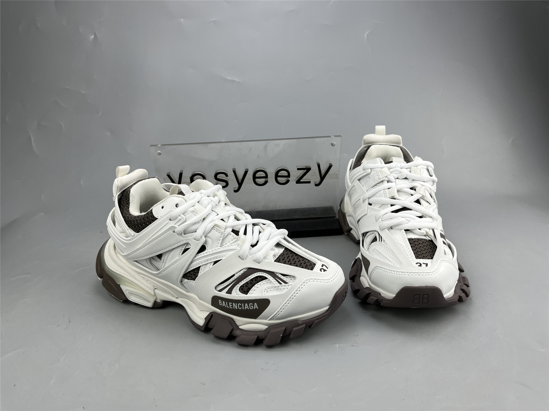 UA TRACK SNEAKER SILVER COLORBLOCK