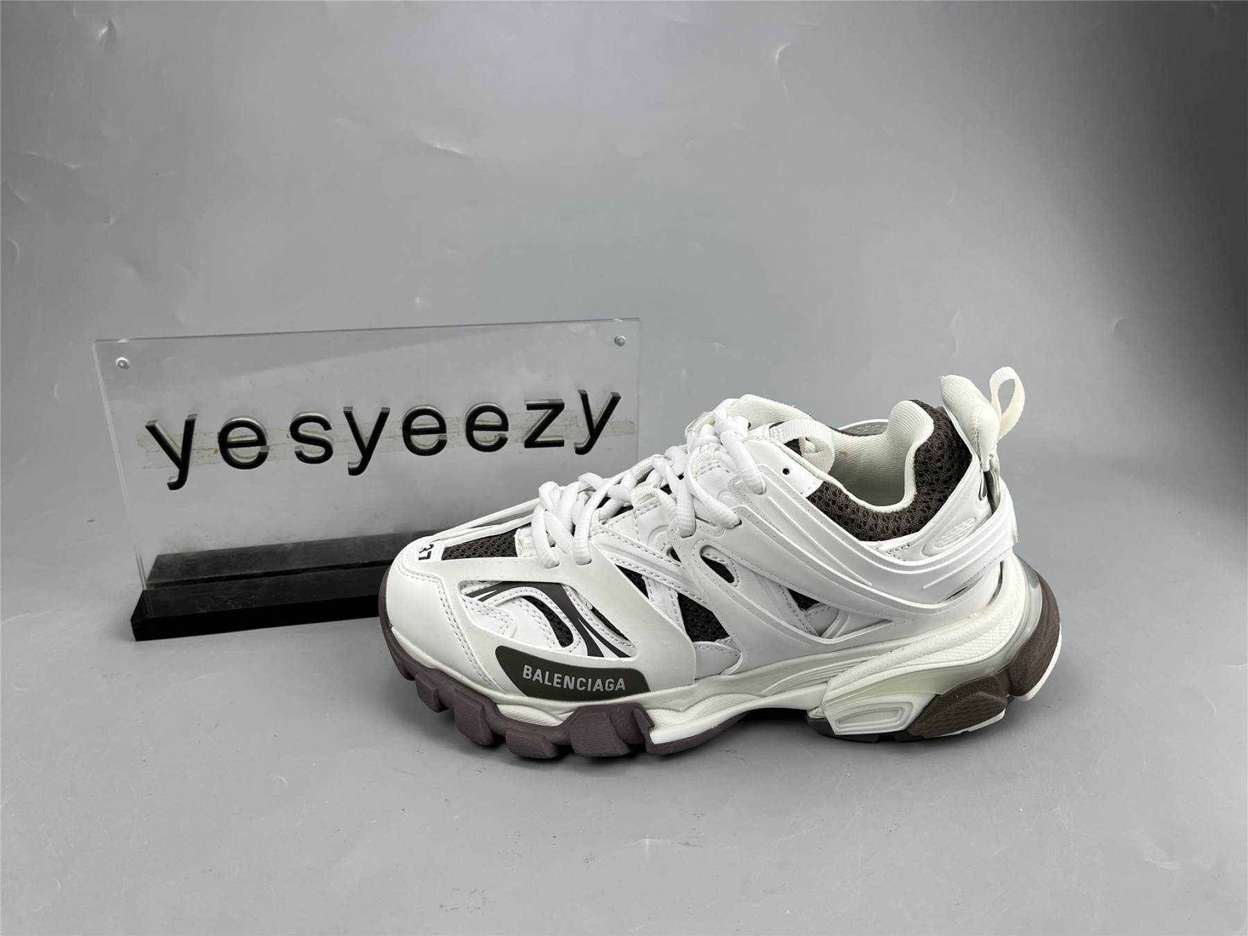 UA TRACK SNEAKER SILVER COLORBLOCK