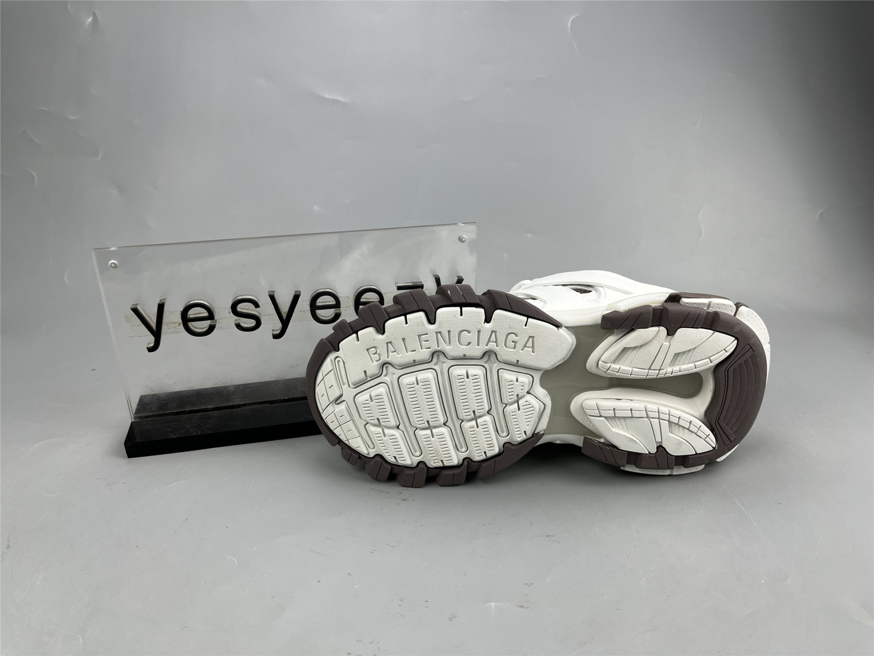 UA TRACK SNEAKER SILVER COLORBLOCK