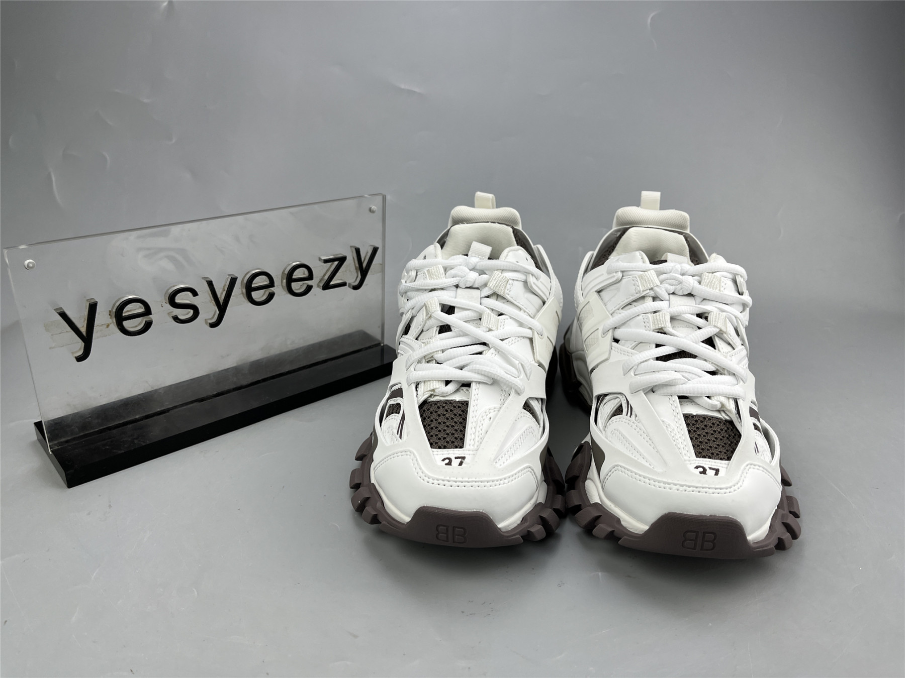 UA TRACK SNEAKER SILVER COLORBLOCK