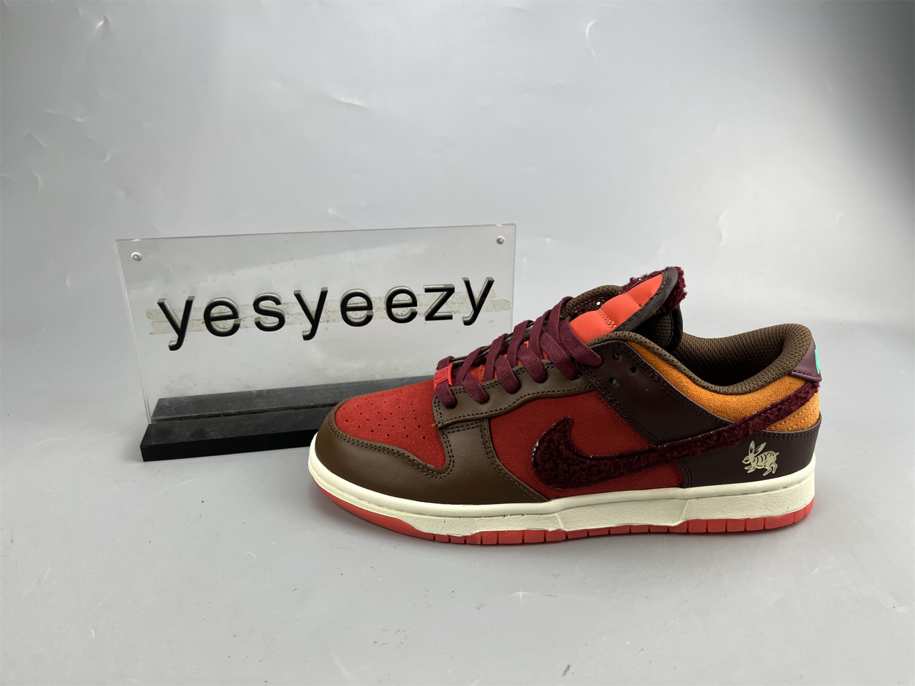 UA NIKE DUNK LOW 