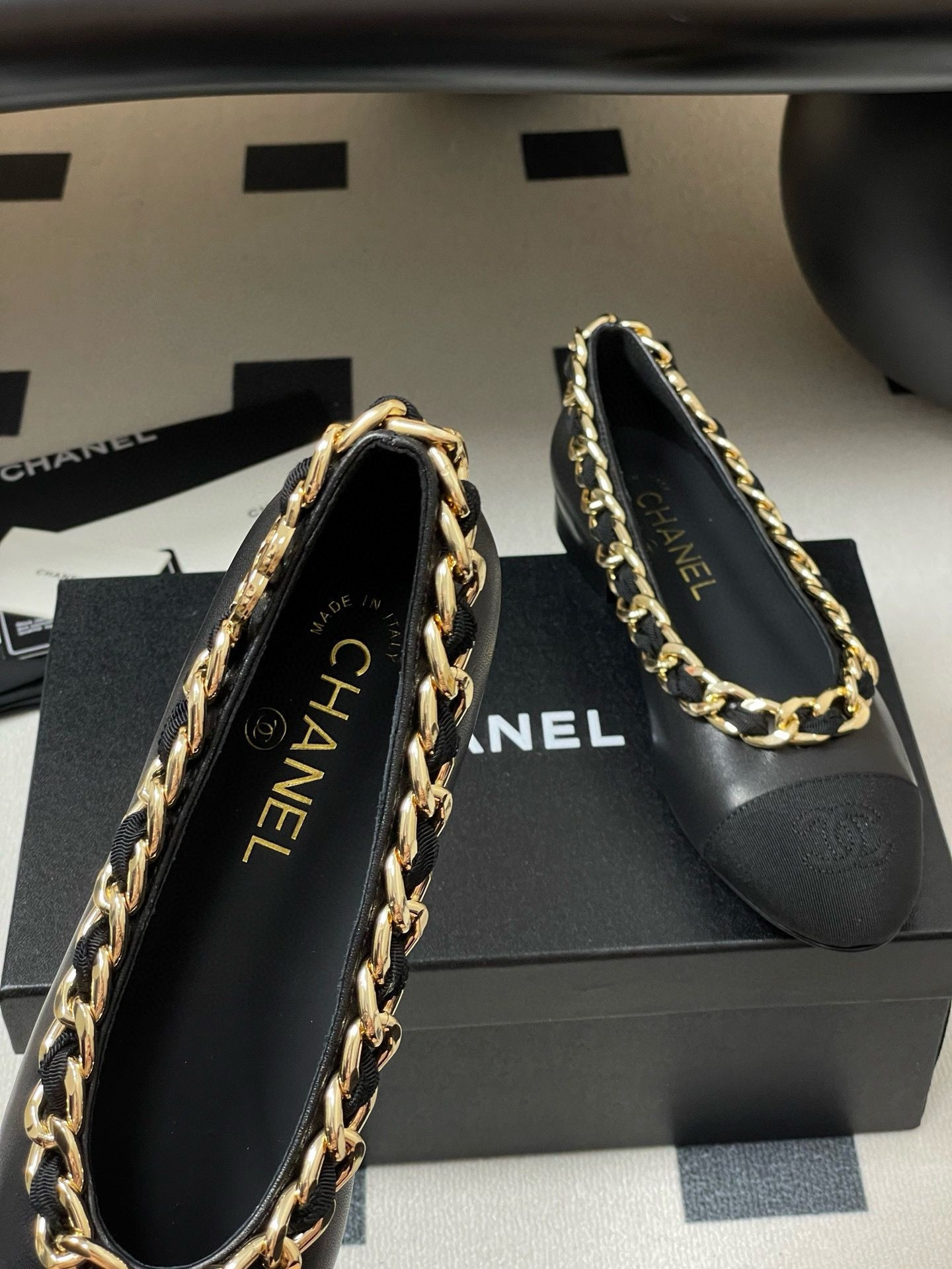 UA Ch**el Ballet Flats