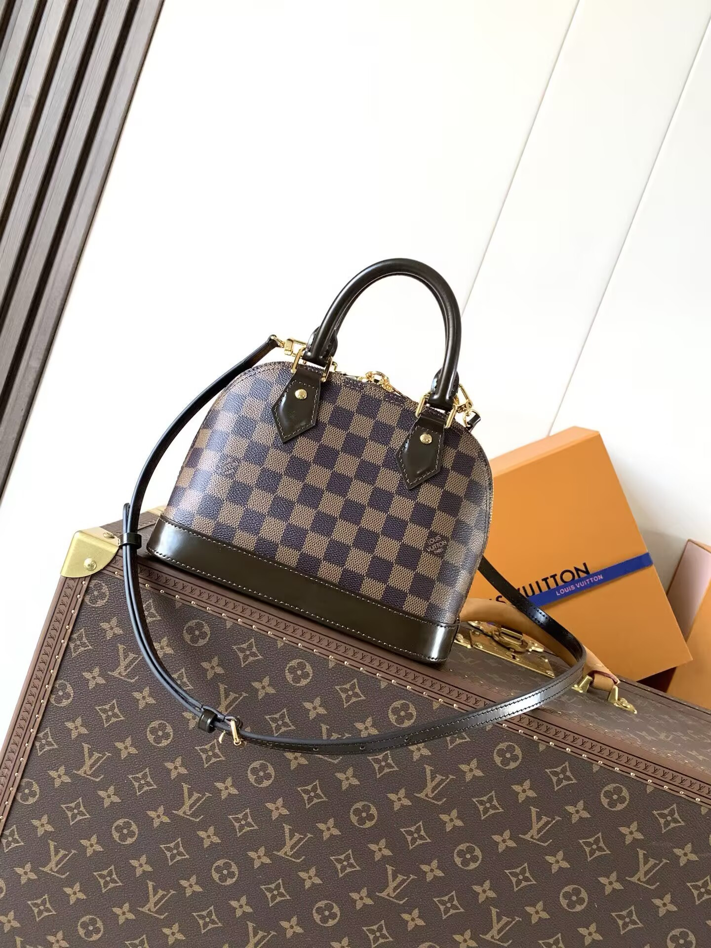 LV Alma BB N40606 23.5x17.5x11.5cm