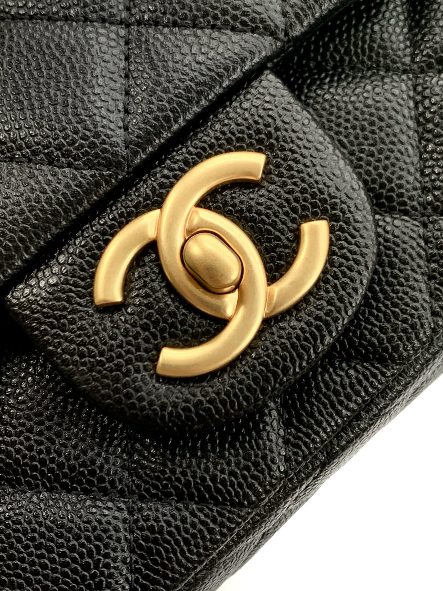 Ch**el FLAP BAG WITH TOP HANDLE 19.5x12x6.5cm